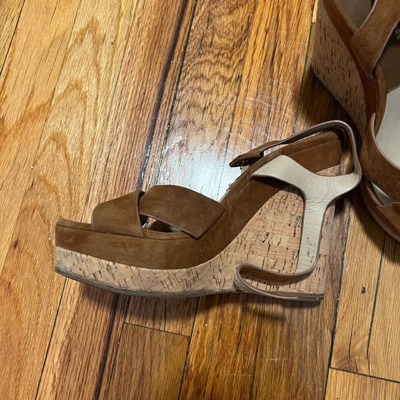Michael kors brown wedges - Picture 4 of 10